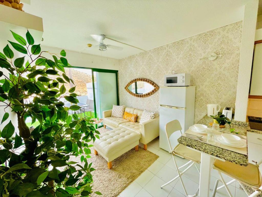 The Malibu Holiday Club Suite - Puerto Rico Пуэрто Рико Экстерьер фото